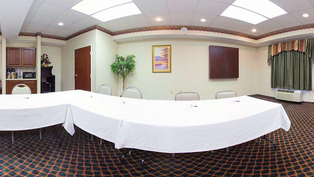 Holiday Inn Express Hillsville By Ihg Екстериор снимка