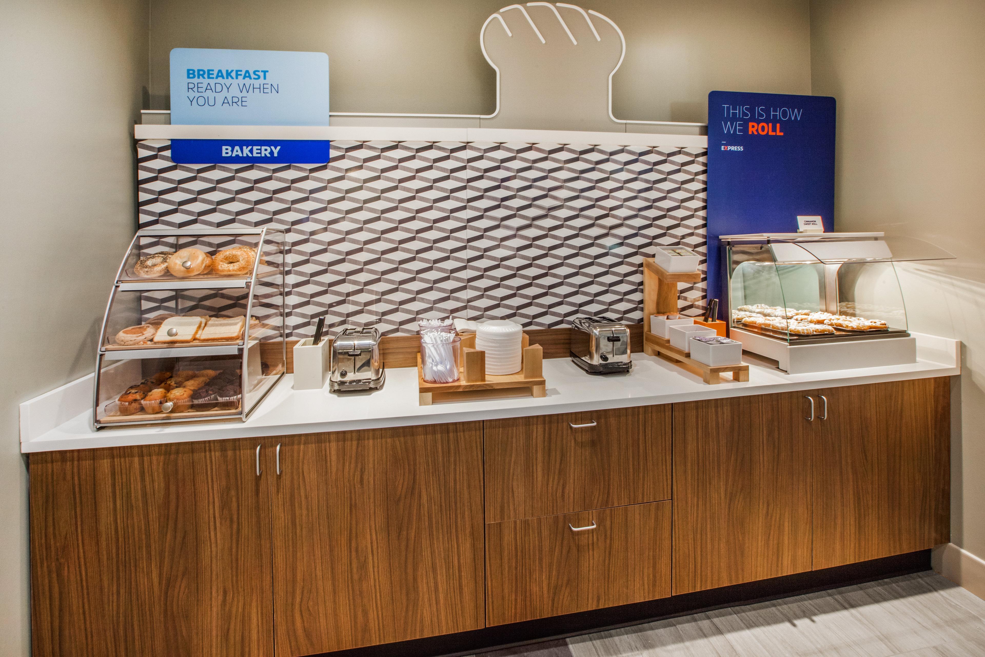 Holiday Inn Express Hillsville By Ihg Екстериор снимка
