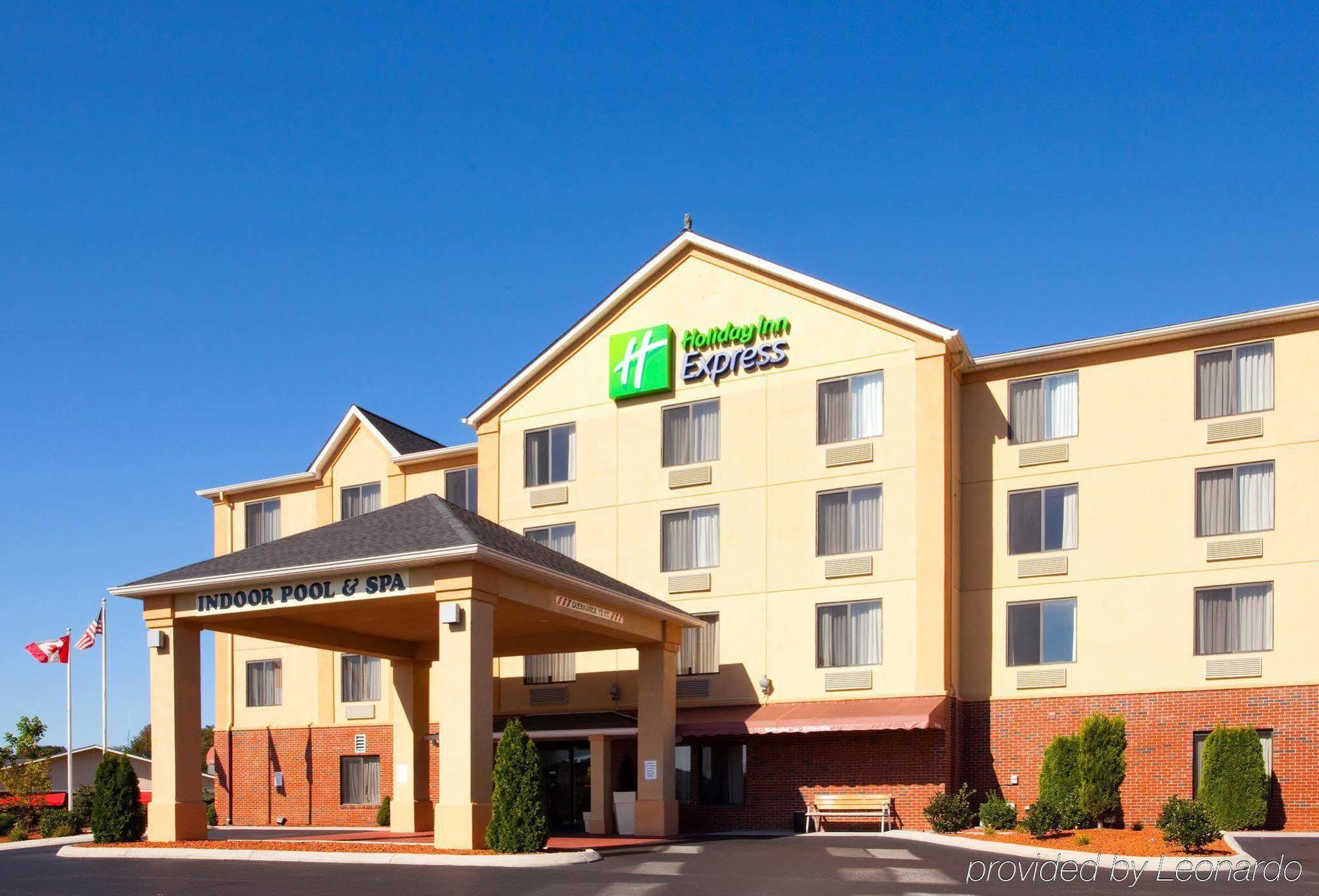 Holiday Inn Express Hillsville By Ihg Екстериор снимка