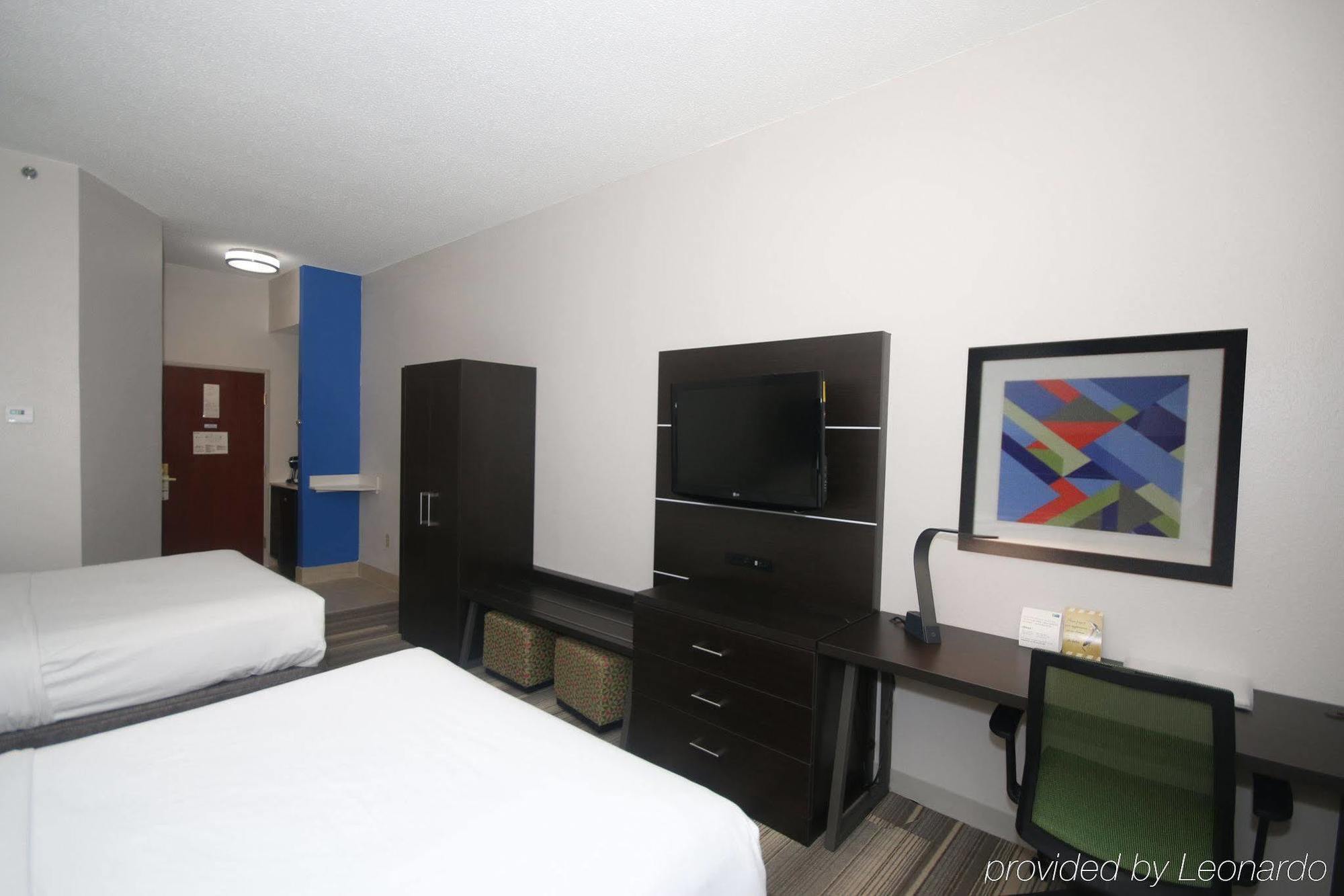 Holiday Inn Express Hillsville By Ihg Екстериор снимка