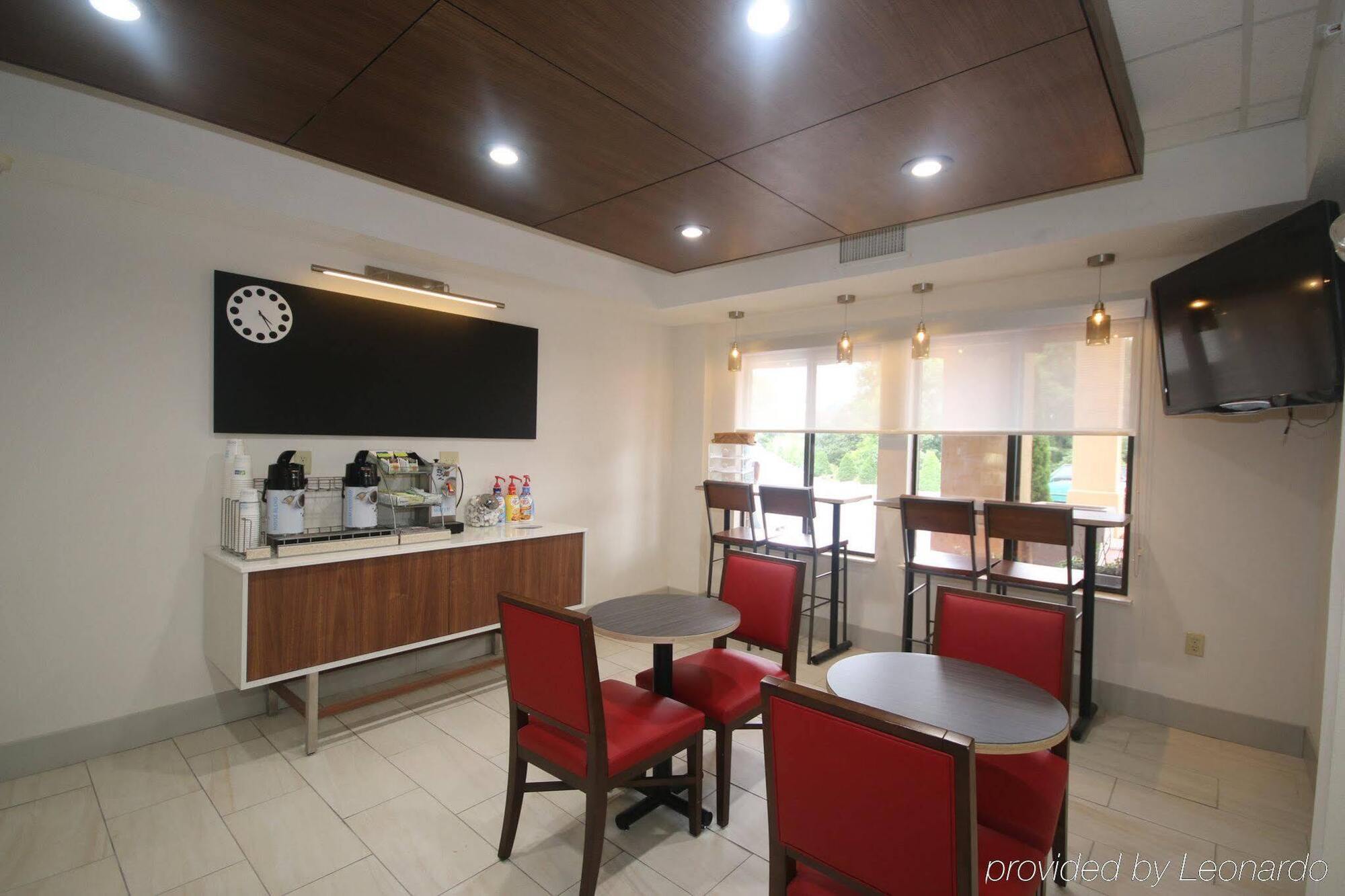 Holiday Inn Express Hillsville By Ihg Екстериор снимка